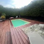Stylish With A Swimming Pool And Hot Tub * Chamonix