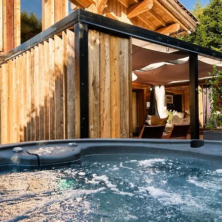 Design With Pool & Jacuzzi Alpesi faház *