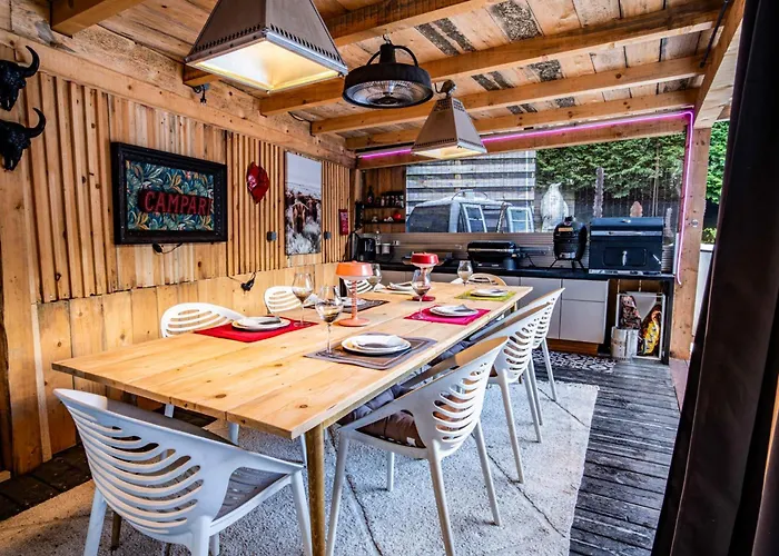 Stylish Chalet With A Swimming Pool And Hot Tub